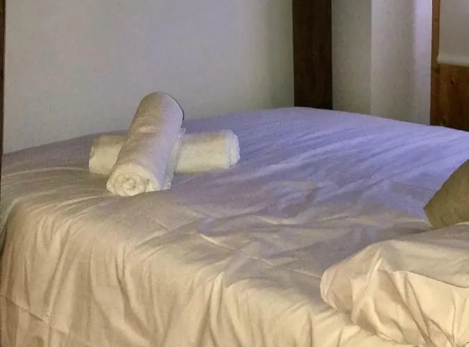 Maribel Arttyco Parking-wifi * Сьерра-Невада