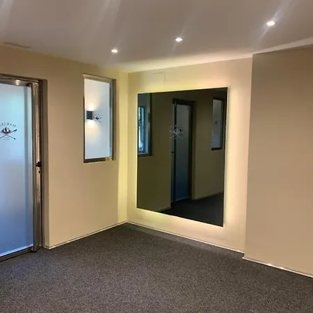 Maribel Arttyco Parking-wifi * Sierra Nevada